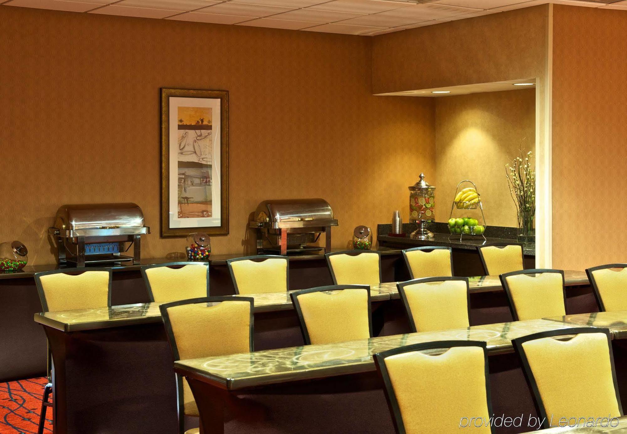 Residence Inn Atlanta Buckhead/Lenox Park Шамбли Екстериор снимка