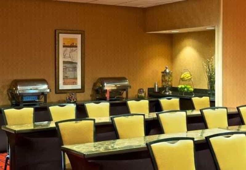 Residence Inn Atlanta Buckhead/Lenox Park Шамбли Екстериор снимка